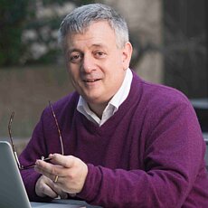 Professor Saul Carliner